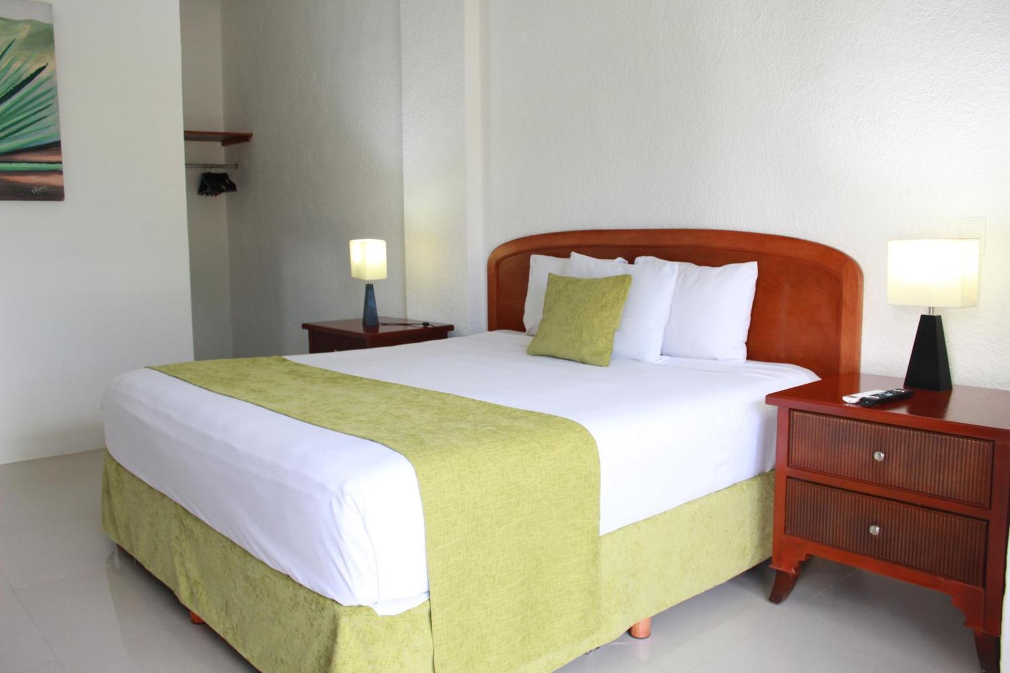 Sunlight Hotel Cancun Exterior photo